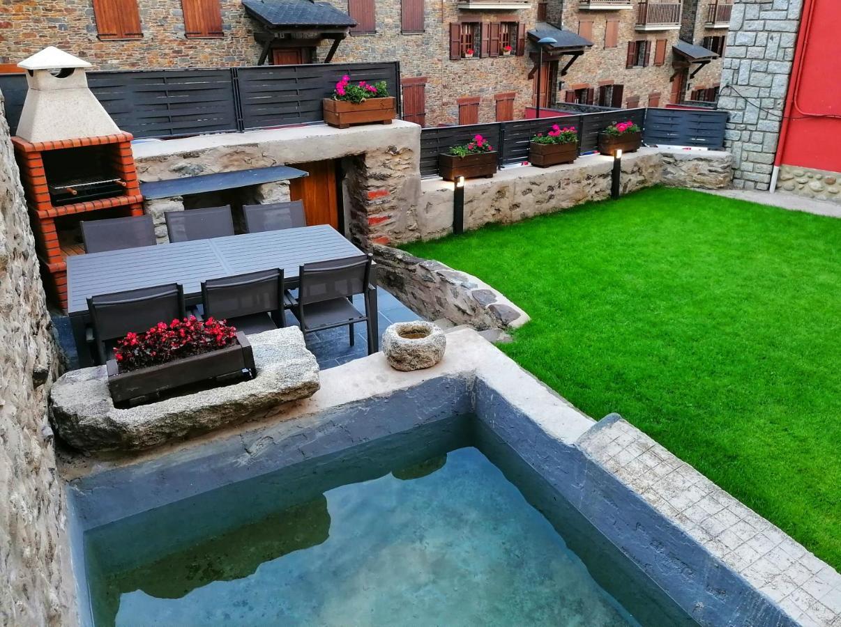 Apartament "El Castell" Casa Rural Cal Rialla Llivia Exteriér fotografie